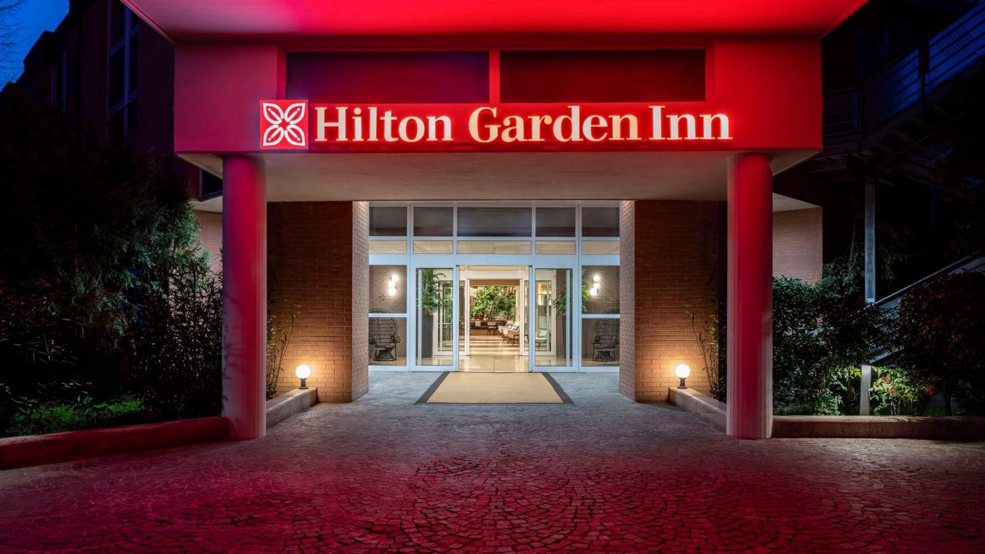 Hilton Garden Inn Bologna North Exterior photo